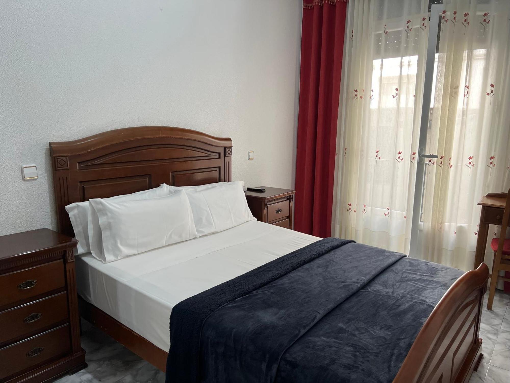 Hostal Palacios Fuencarral — Zdjęcia 1